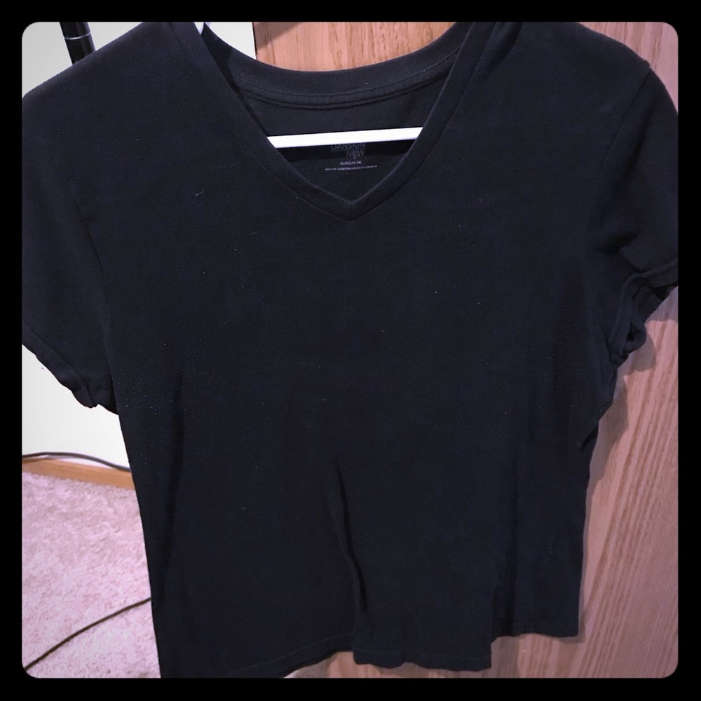 Black tee